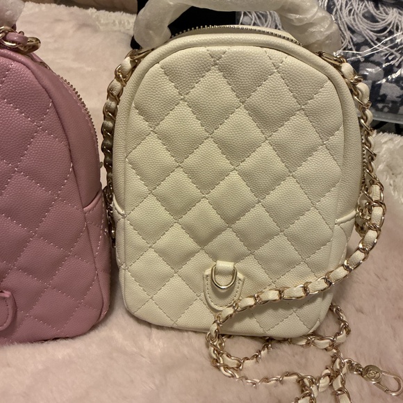 GWP  CHANEL BEAUTE BACKPACK WITH CROSSBODY CHAIN AND GIFT BOX 9x6 - Picture 2 of 4